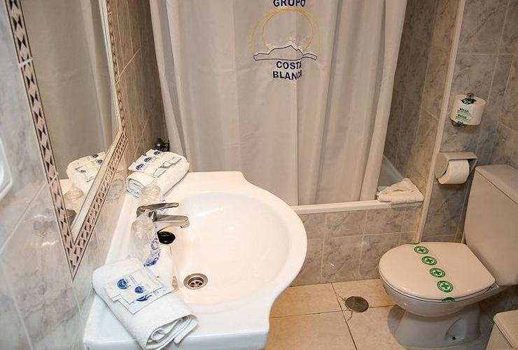 Apartment Standard (Living Room + 1 Bedroom + Terrace) 6/6 PREMIUM BC Music Resort™ (Recommended for Adults) Apartments Benidorm Apartment Standard (Living Room + 1 Bedroom + Terrace) 6/6 PREMIUM BC Music Resort™ (Recommended for Adults) Apartments Benidorm