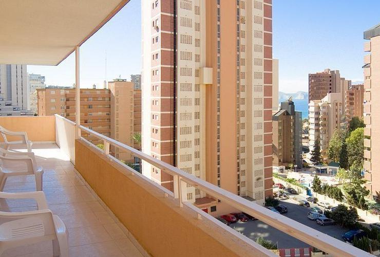 Apartment Standard (Living Room + 1 Bedroom + Terrace) 6/6 PREMIUM BC Music Resort™ (Recommended for Adults) Apartments Benidorm Apartment Standard (Living Room + 1 Bedroom + Terrace) 6/6 PREMIUM BC Music Resort™ (Recommended for Adults) Apartments Benidorm